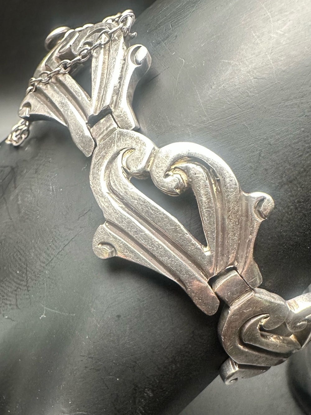 Sterling Silver | Retro Modern Scrollwork | Dimensional Panel Links | 7.5”